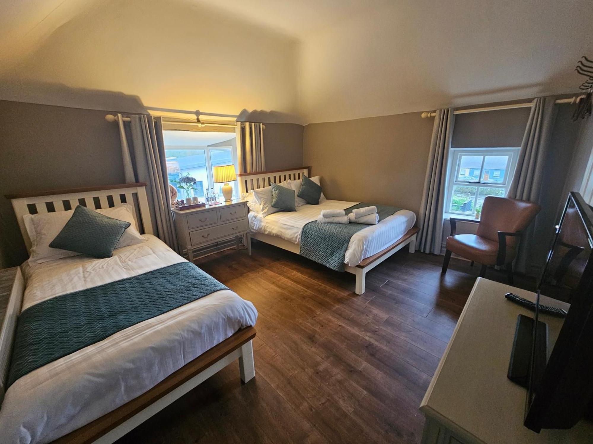 Bounty Bar Hotel Trim Luaran gambar